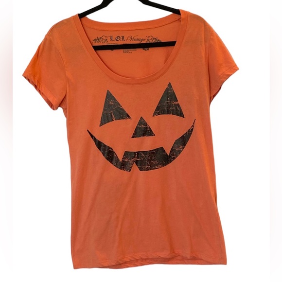 L.O.L. Vintage Tops - Halloween Jack-O-Lantern Pumpkin Short-Sleeved Scoop-Neck Tee Women’s Size XL